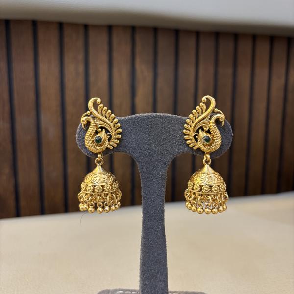 ear-14